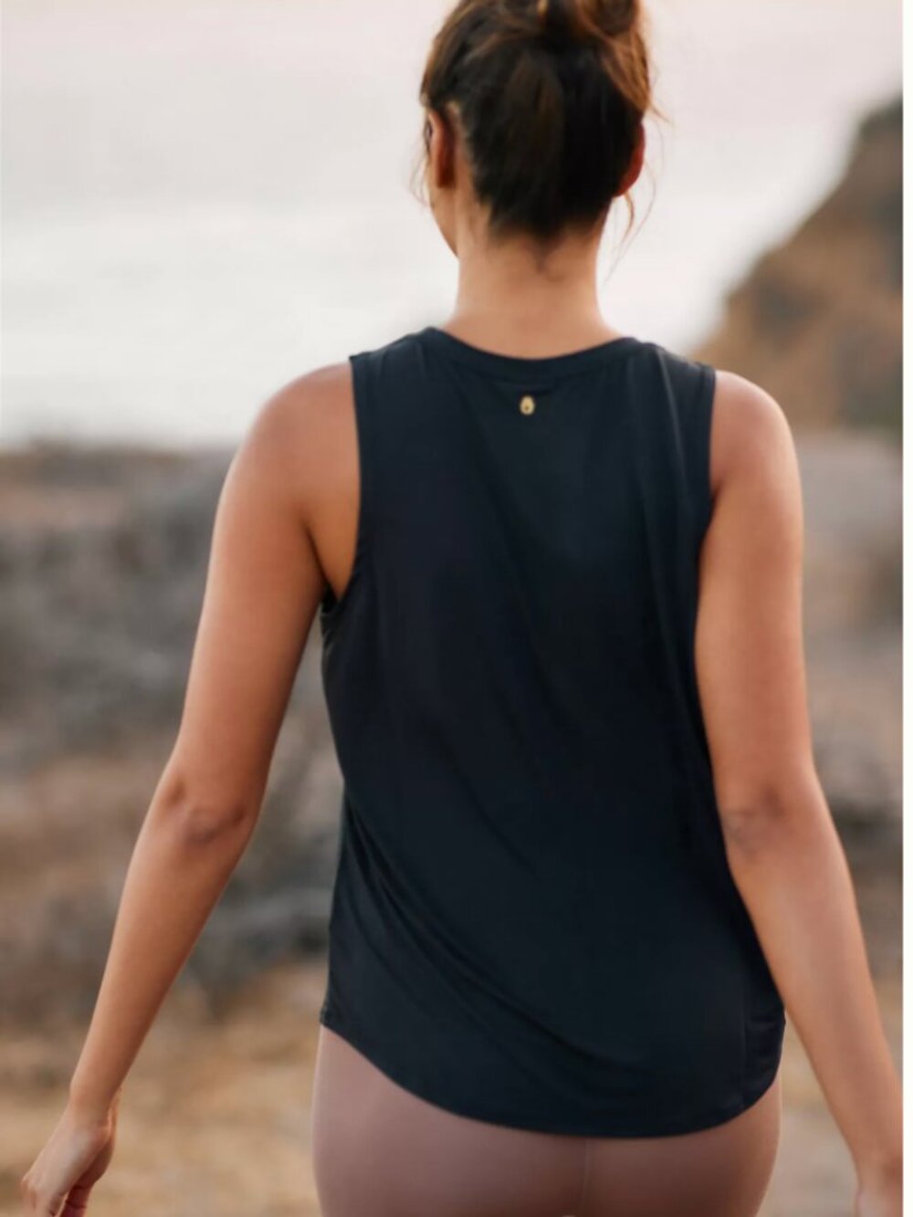 π NWOT Spiritual Gangster Radiate Active Muscle Tank - Picture 3 of 8